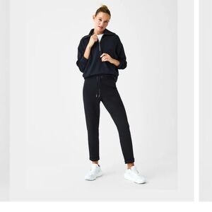 M tall SPANX AirEssentials® Tapered Pant Women's Black Jogger Pants NEW
